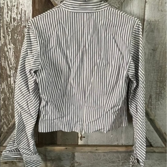 Marisa Minicucci gray & white striped cropped blouse zipper back - Picture 7 of 10